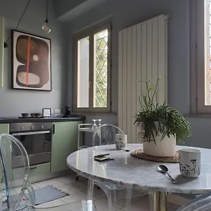 https://bnb-myrrha-luxury-houses-piazza-pontida-27.italymilanhotels.net